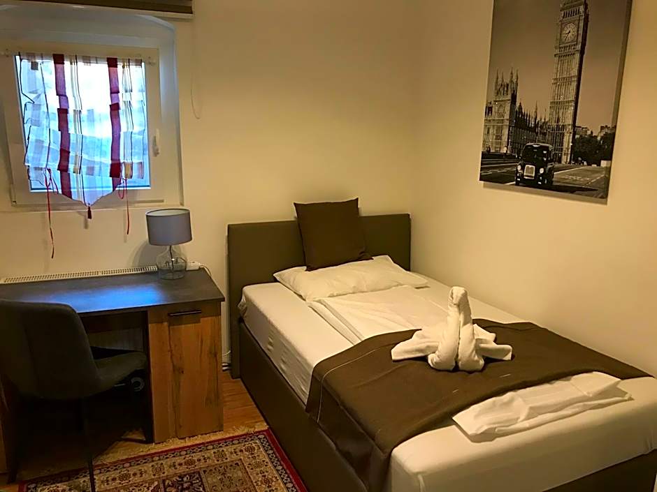 Hotel-Restaurant zum Donaueck Mauthausen