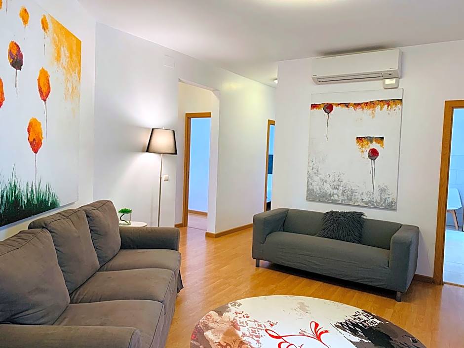 Super Balmes Guest House