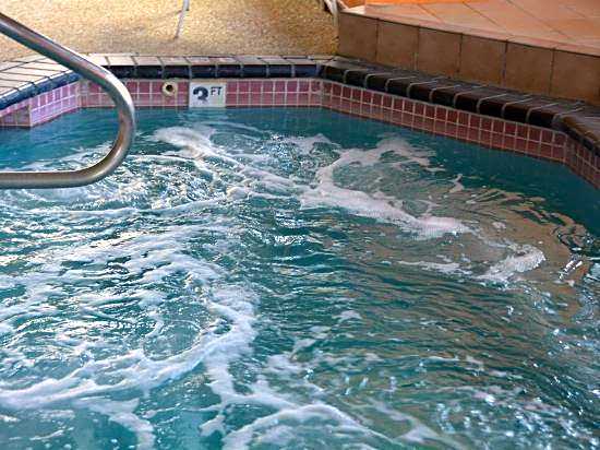 Nisswa Inn and Suites