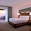 The Hotel Roanoke & Conference Center, Curio Collection by Hilton