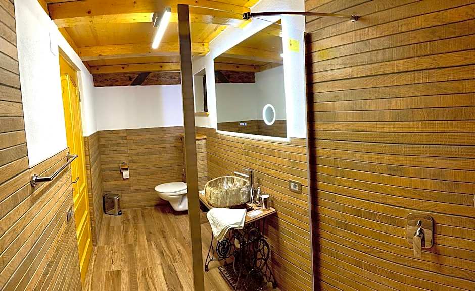 Casa de Lemn Arpasu de jos