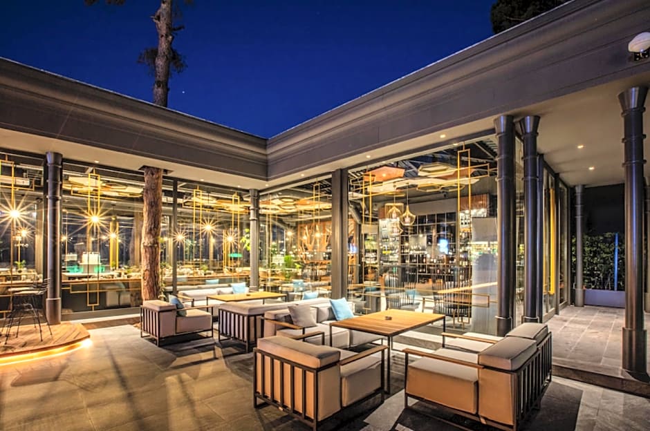 Unique Life Style Hotel