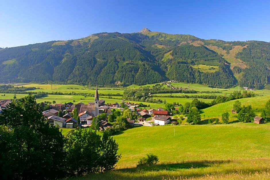 Hotel Dorfgasthof Schlösslstube