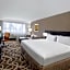 Crowne Plaza Kitchener-Waterloo By IHG