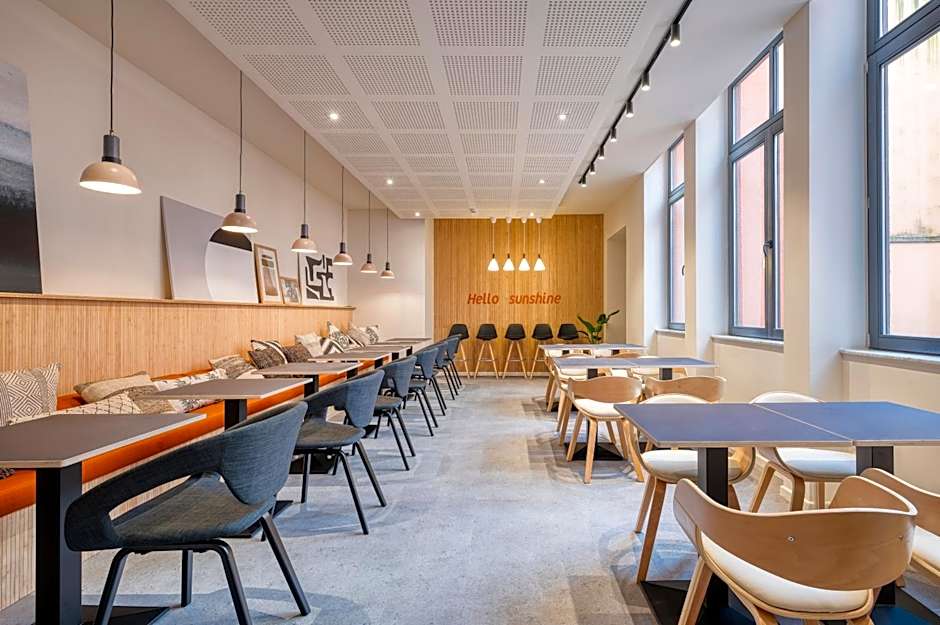 Alma Grand Place Hotel