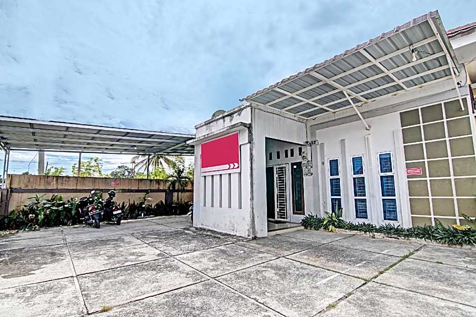 Hotel O Penginapan Puti SyariahNearBandara Sultan Syarif Kasim II