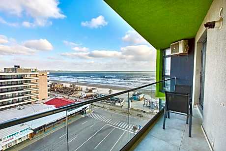Sea View by Alz