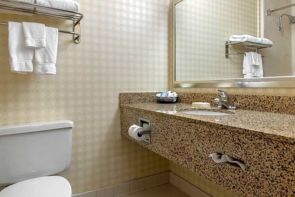 Quality Hotel Conference Center Cincinnati Blue Ash