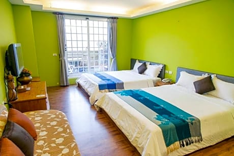 Quadruple Room with Sea View and Balcony