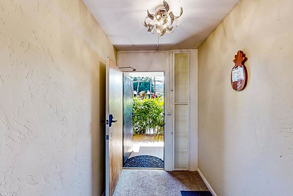 Hale Ono Loa Condo