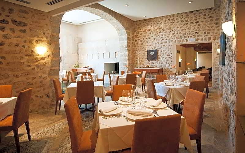 Sa Cabana Hotel and Spa