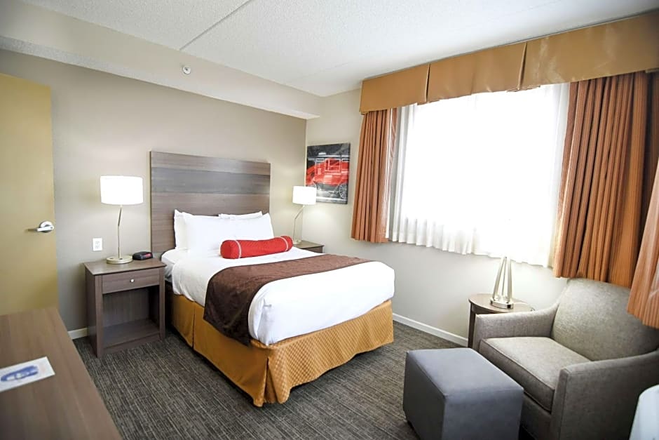 Best Western Plus Sandusky Hotel & Suites