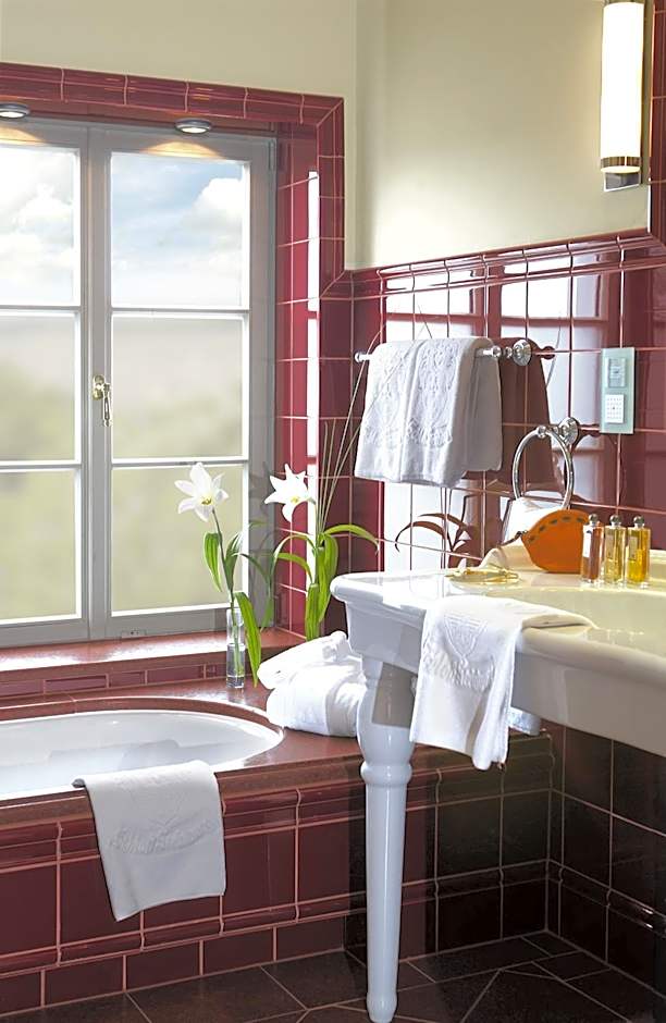 Schlosshotel Steinburg