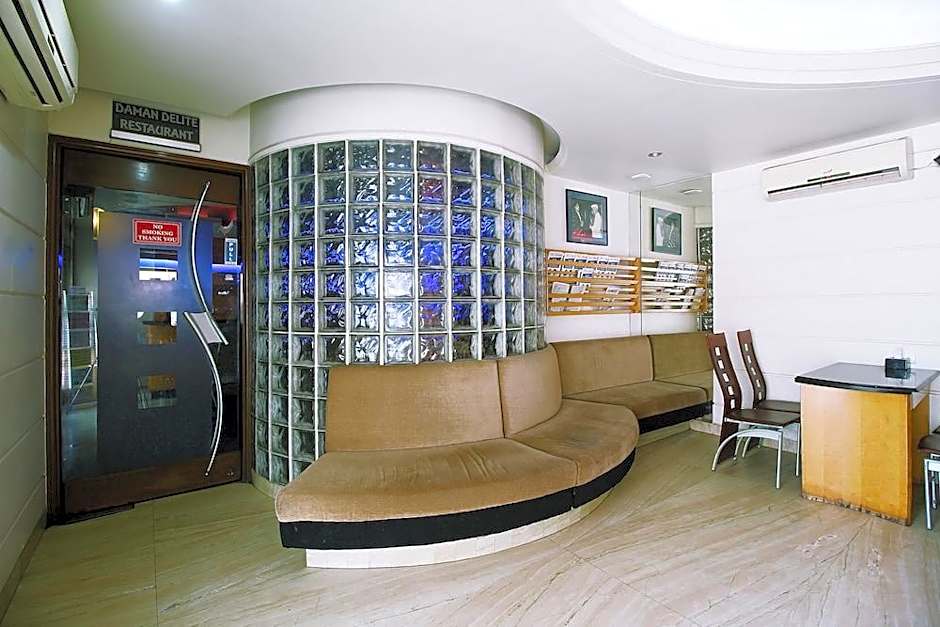 Hotel Gurukripa Daman