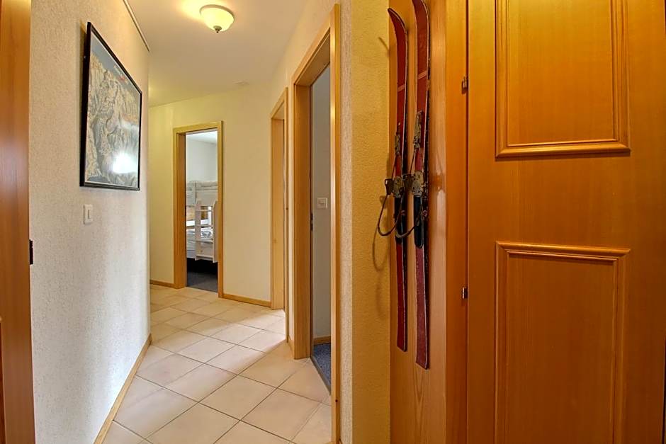 Mossettes 5, penthouse sunny terrasse and sauna