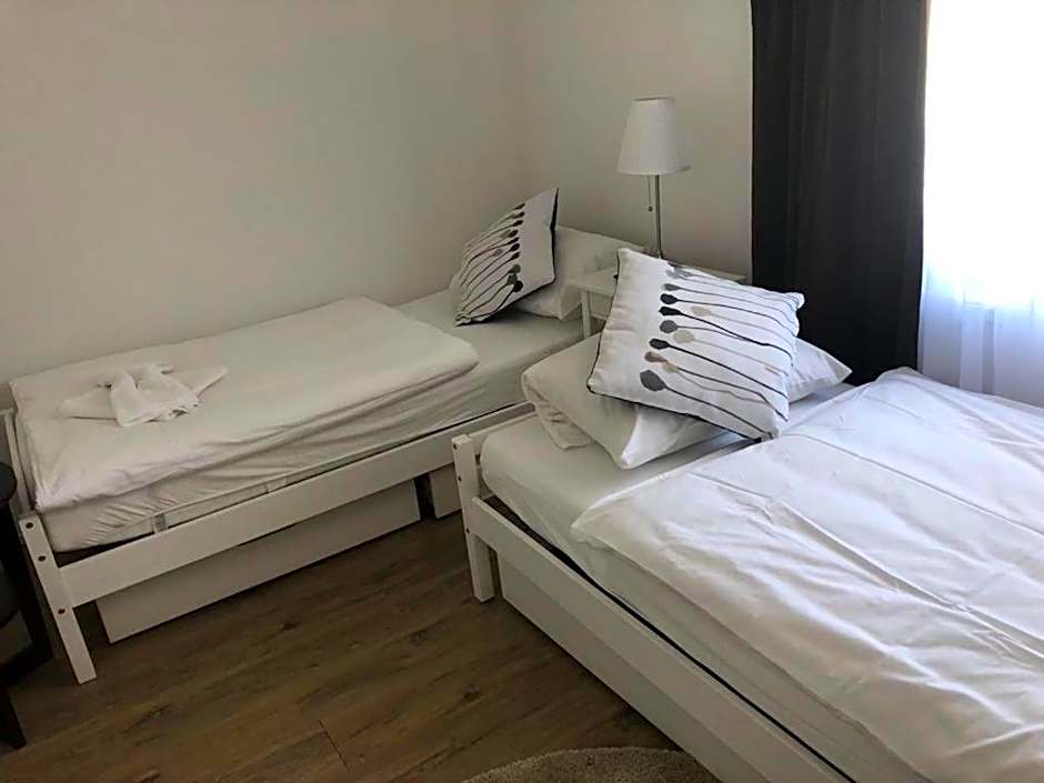 ZUM BAHNHÖFLE Restaurant & Hotel - Albbruck Am Rhein