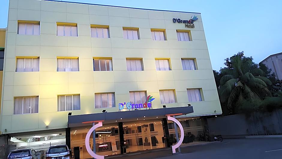 D' Grande Hotel Batam