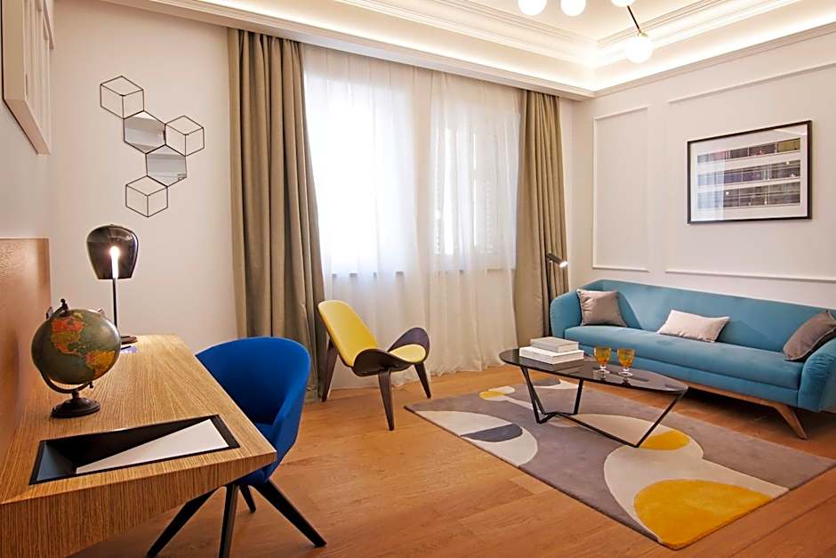 One Shot Palacio Reina Victoria 04