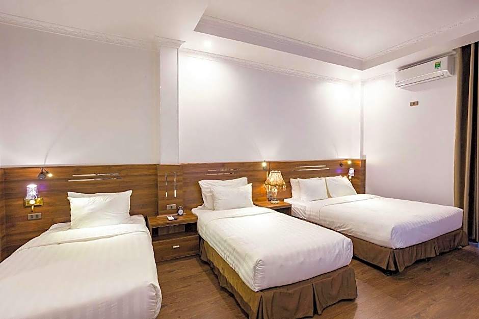RIO HOTEL