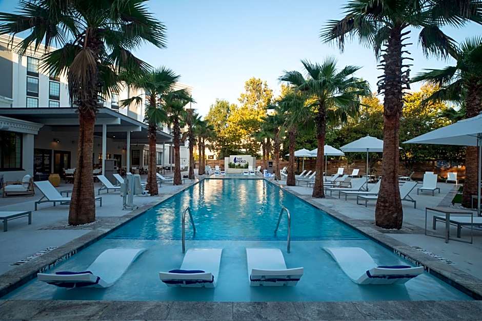 Hotel Indigo Mount Pleasant By IHG