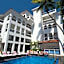Silver Sands Hideaway Hotel