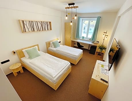 Classic Twin Room