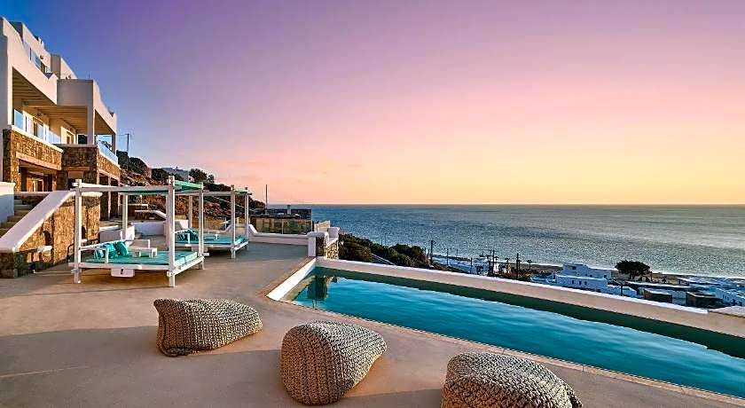 Arte And Mare Luxury Suites And Spa Hotel