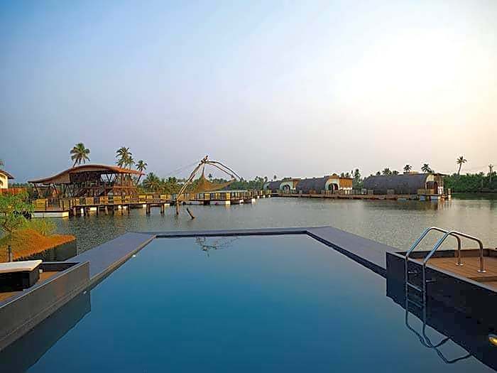 Aquatic Island by Poppys, Cochin