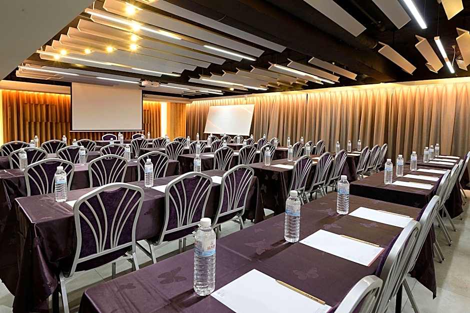 Talmud Hotel Tainan