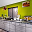 Quality Inn & Suites Metropolis I-24