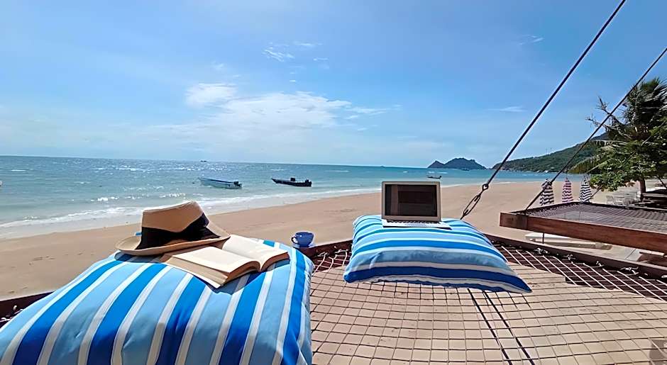 Blue Tao Beach Hotel