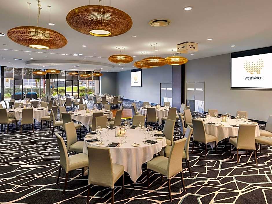 Mercure Melbourne Caroline Springs