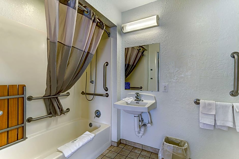 Studio 6-Kissimmee, FL - Orlando