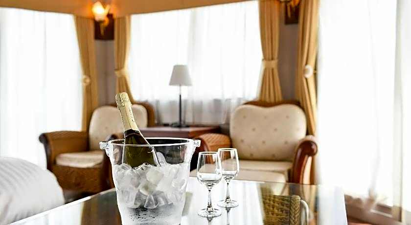 Hotel Castle Inn Tsu