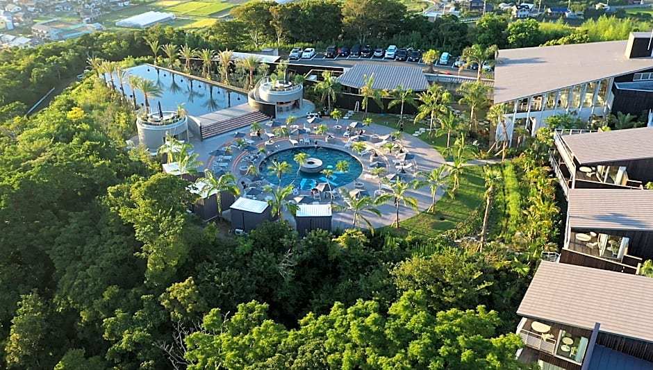 BOTANICAL POOL CLUB
