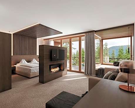 Royal Suite with Balcony