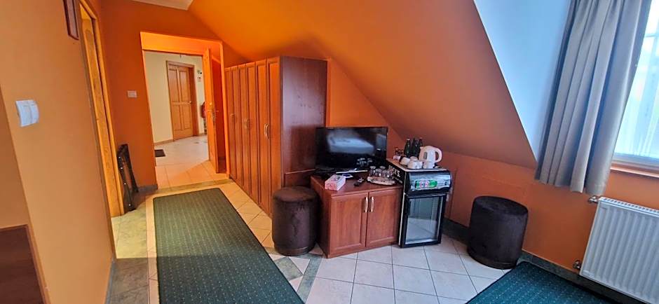 Hotel Patonai
