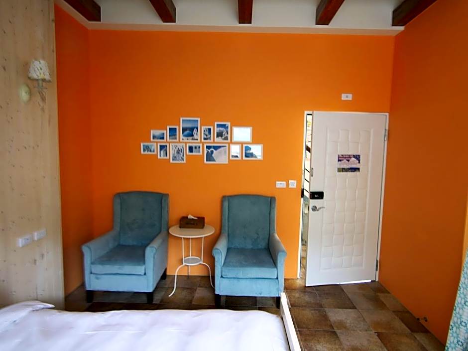 Oia Cafe B&B