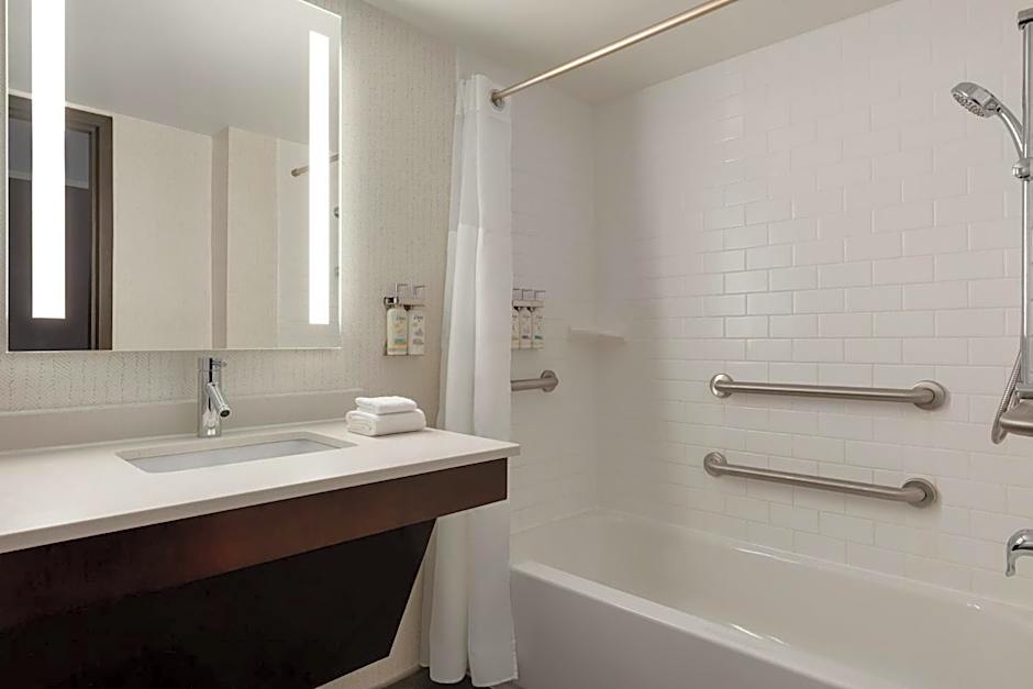 Holiday Inn Virginia Beach - Norfolk By IHG