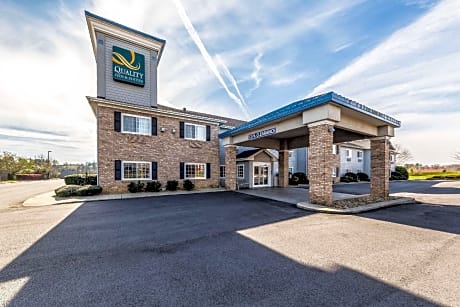 Quality Inn & Suites Hendersonville - Flat Rock