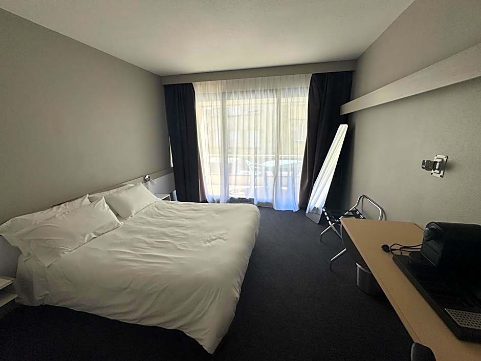 Hôtel Dupleix - Hyper centre - Réouverture