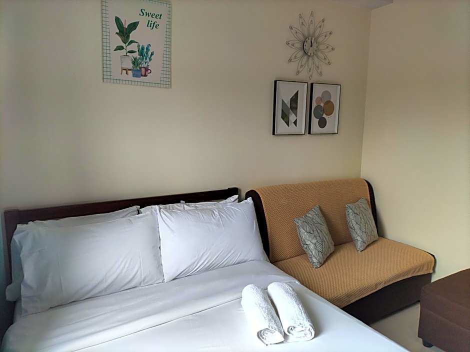 Cozy35 The Persimmon Studio, Near Airport, SM, Ayala, Cebu Business Park, Cebu IT Park