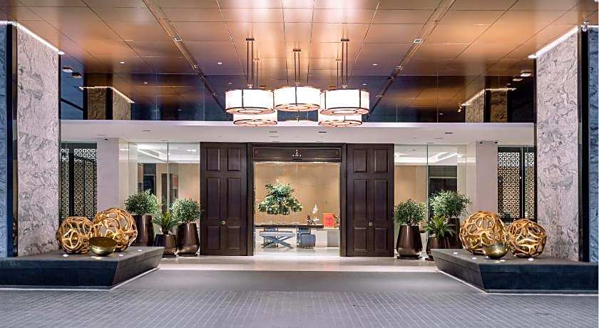 SILQ Hotel & Residence