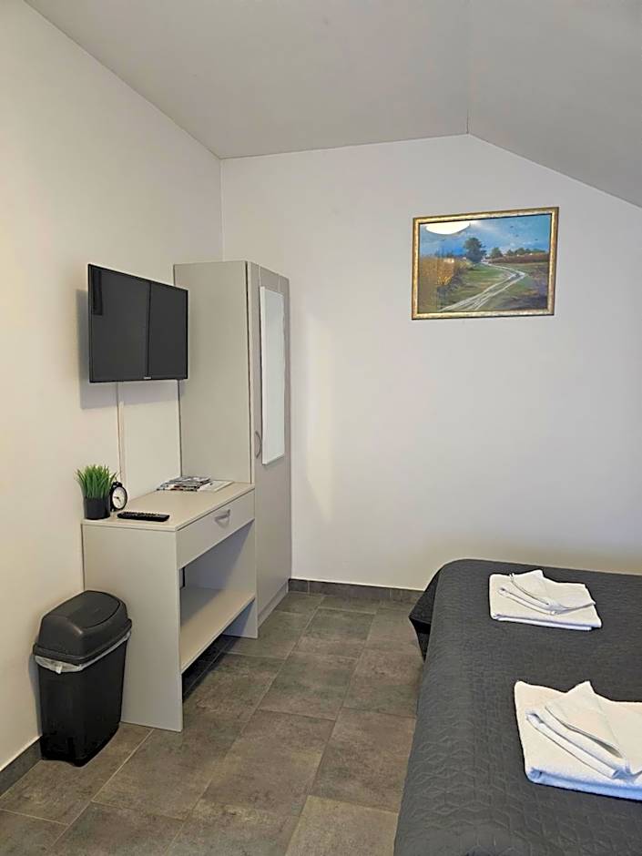 Filipovic rent a car & apartments