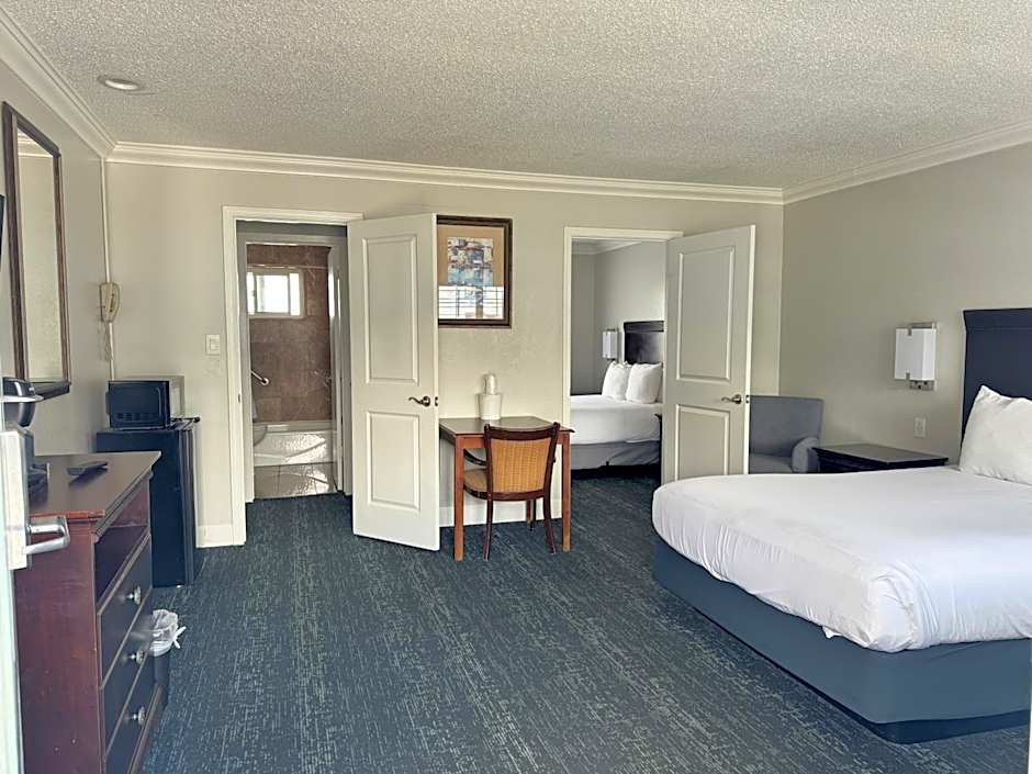 Stargazer Inn and Suites