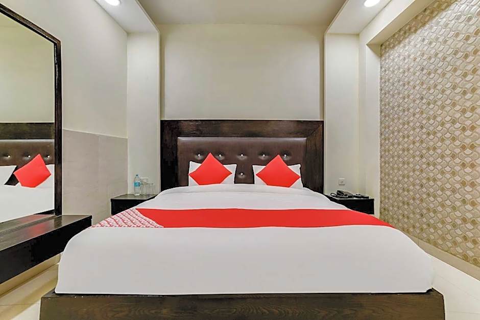 OYO Flagship 26585 Bhera Enclave Paschim Vihar – Delhi, NY