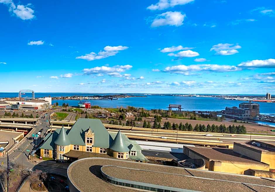 Radisson Hotel Duluth-Harborview