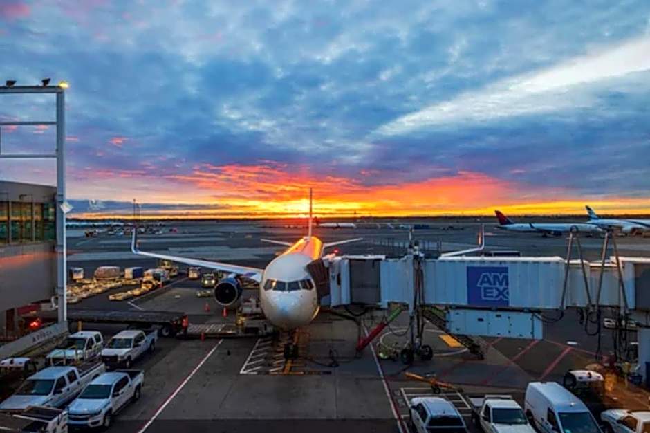 Home2 Suites by Hilton Newark-Airport, NJ