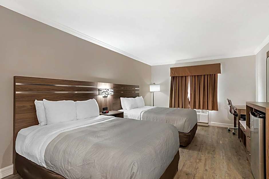 Quality Inn & Suites Beaumont