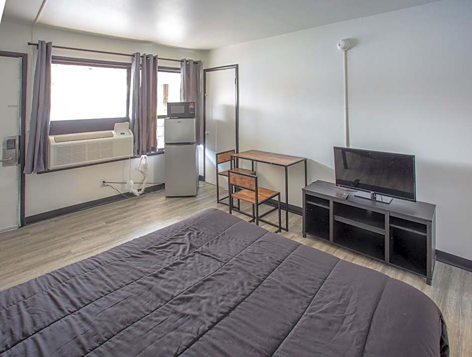 Glenstone place extended stay motel